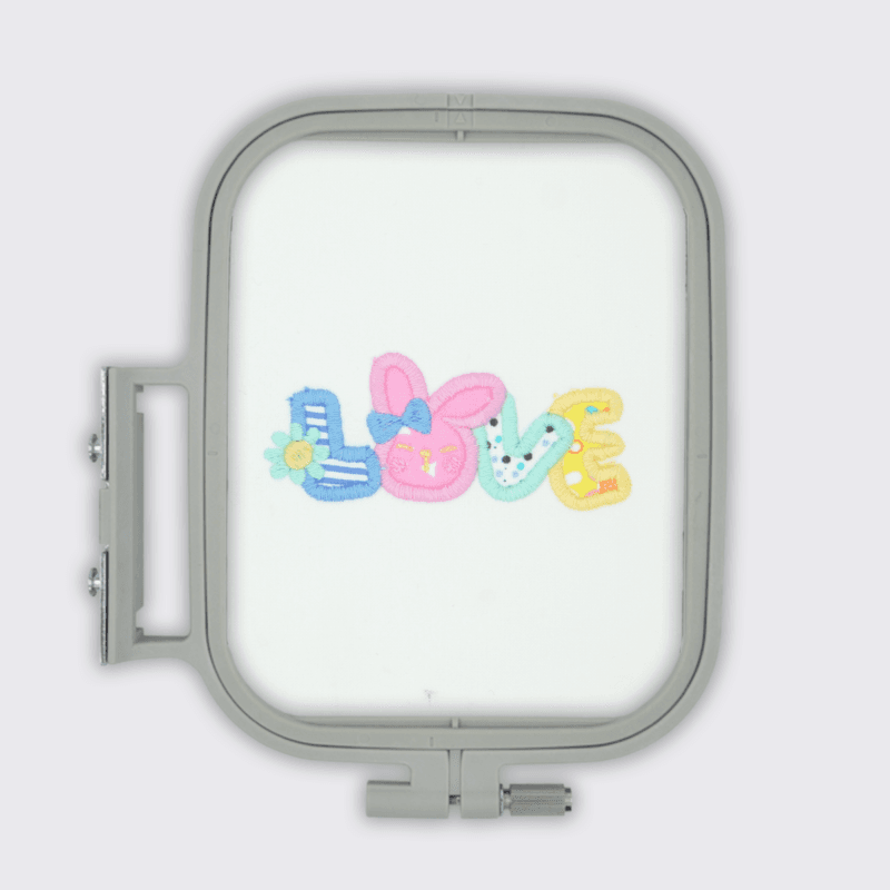 LOVE APPLIQUE - Image 3