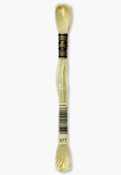 DMC Mouliné Spécial 117MC - Farbe 677 - 100% Baumwolle - 8m Knäuel