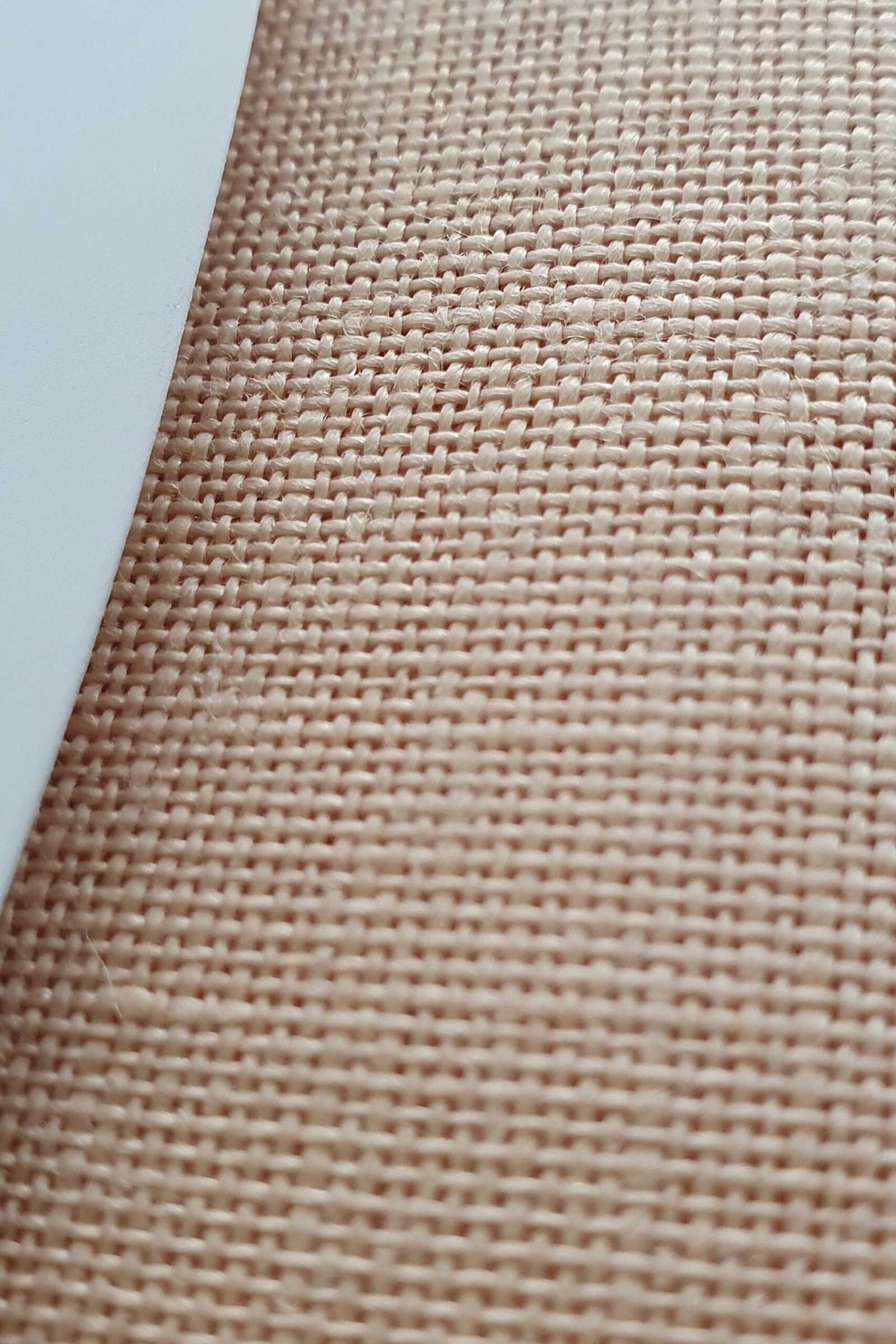 ZWEIGART Cashel 3281 – Precut Linen Fabric 28 Count - Colour 322- (48 × 68 cm) - Image 4