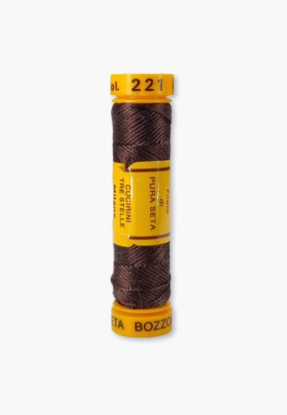 Bozzolo Reale Cucirini Tre Stelle Color 221 – 100% Silk Embroidery Thread – Size 24