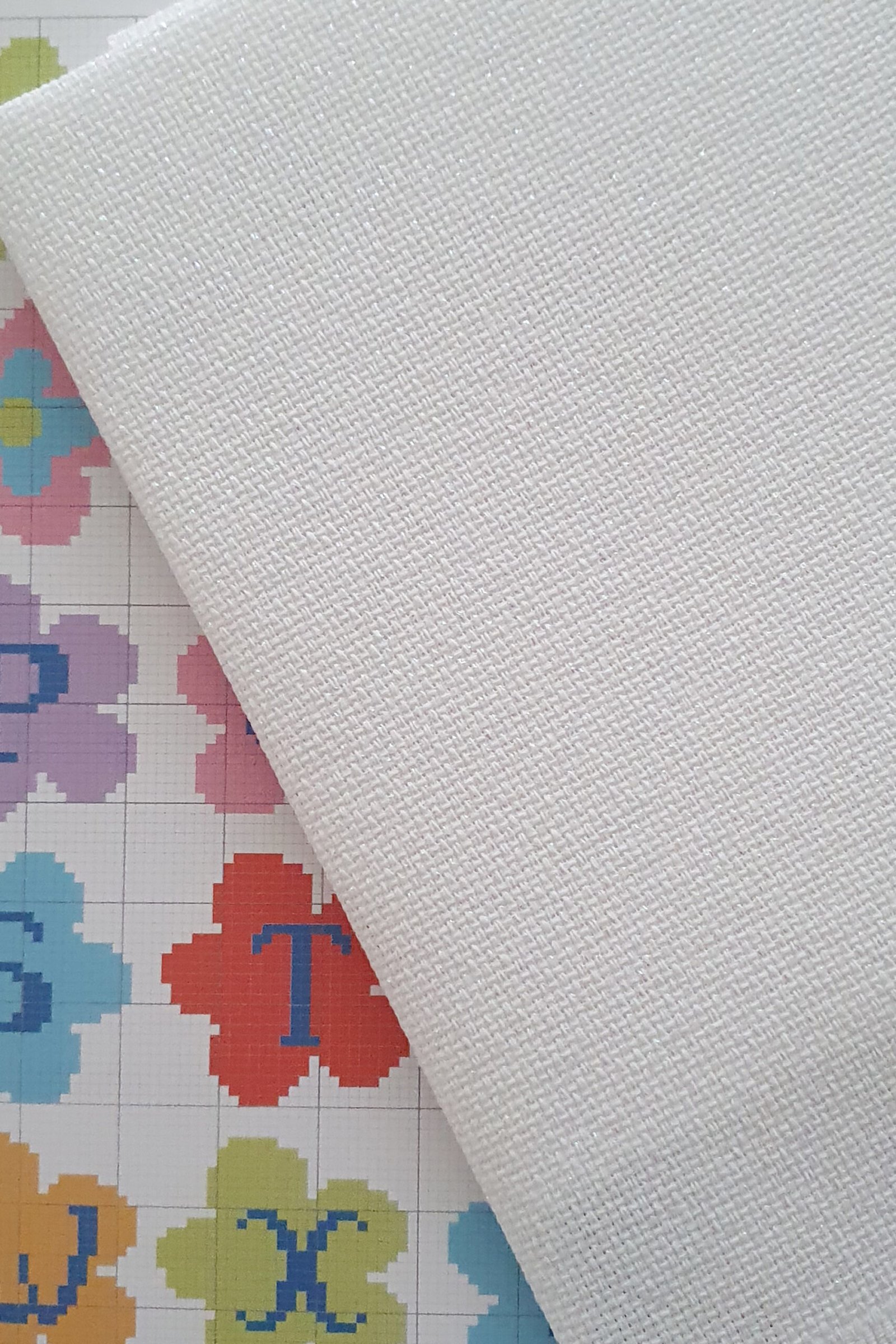 ZWEIGART Aida 3251 – Precut Cotton Aida Fabric 16 Count - Colour 11 - (48 × 53 cm) - Image 5