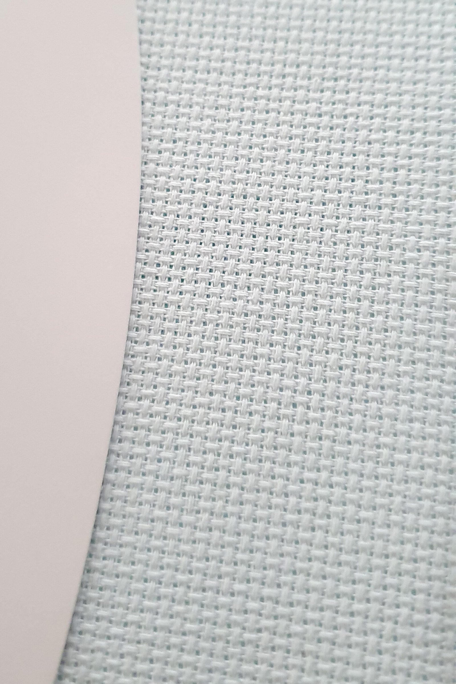 ZWEIGART Aida 3251– Precut Cotton Aida Fabric 16 Count - Colour 550 - (48 × 53 cm) - Image 5