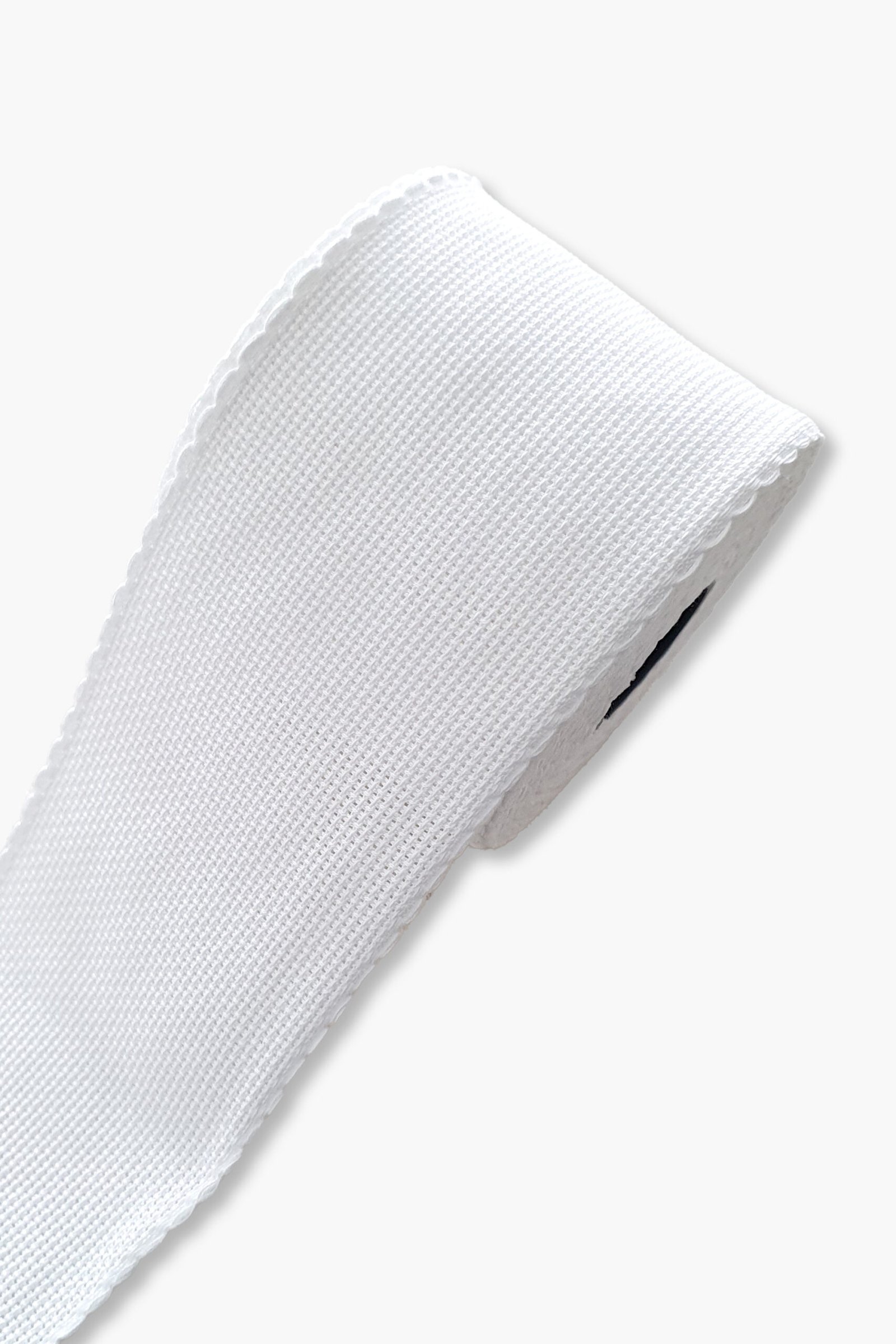 Fascia per punto croce ZWEIGART Aida 7008 – 8 cm di larghezza – Colore 001 – 42 punti - immagine 2