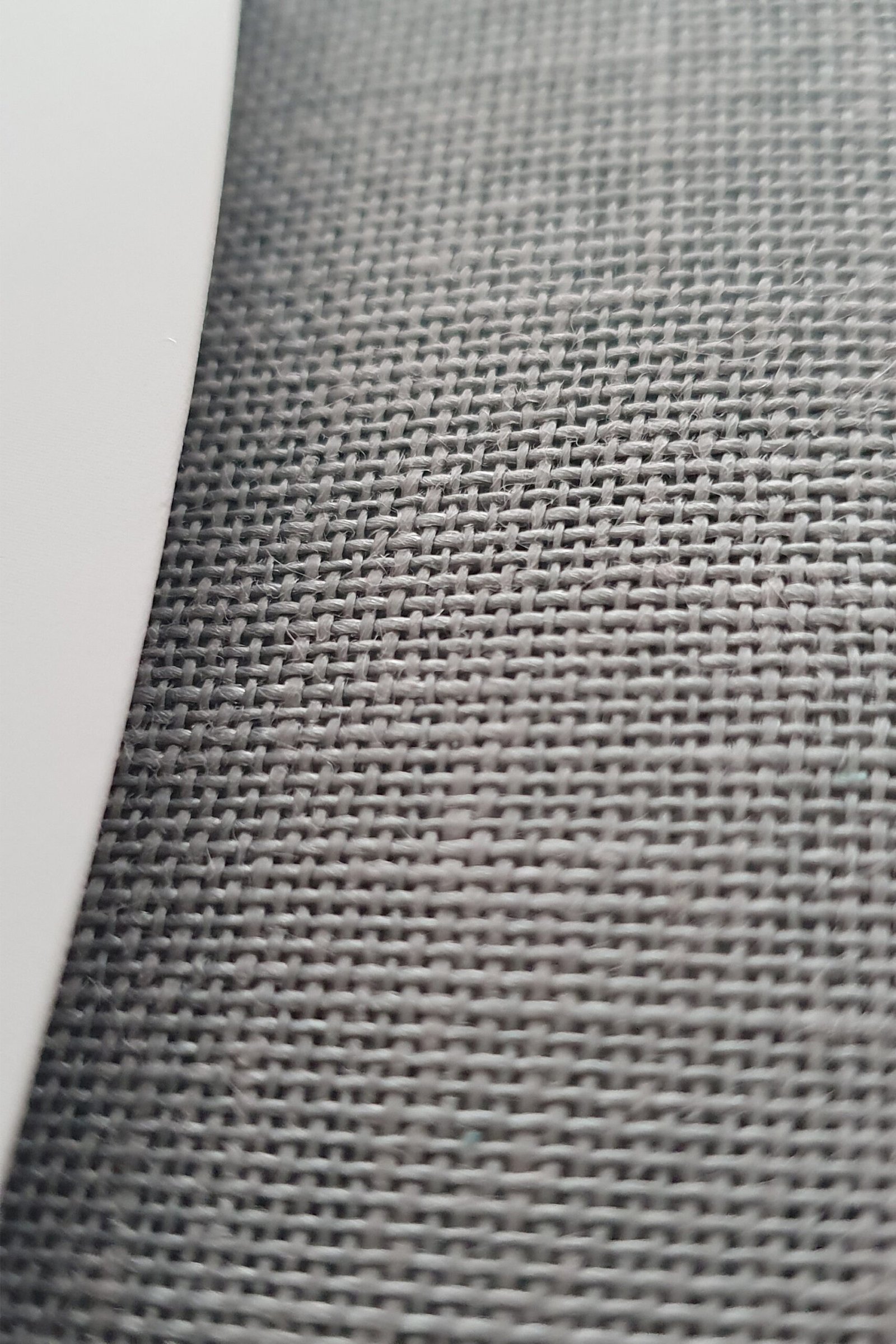 ZWEIGART Cashel 3281 – Precut Linen Fabric 28 Count - Colour 705- (48 × 68 cm) - Image 5