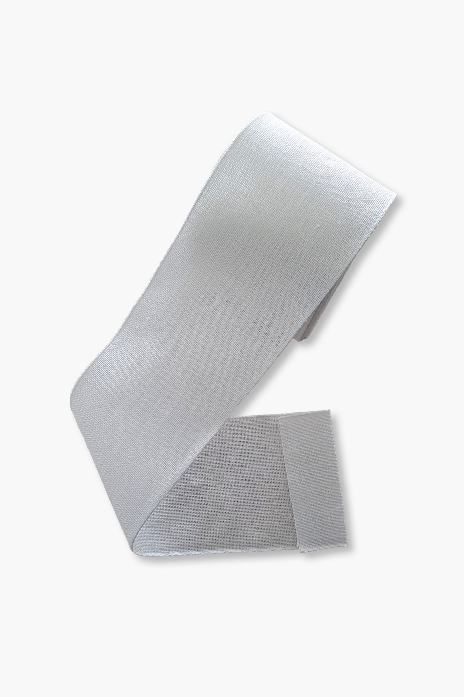 Fascia ricamata in lino ZWEIGART 72022 – Larghezza 8 cm – Colore 001 – 100% Lino - immagine 6