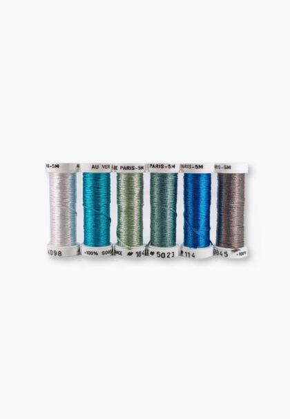 Au Ver à Soie Soie de Paris “Bleu” – Pack of 6 Spools (5m each) – 100% Silk