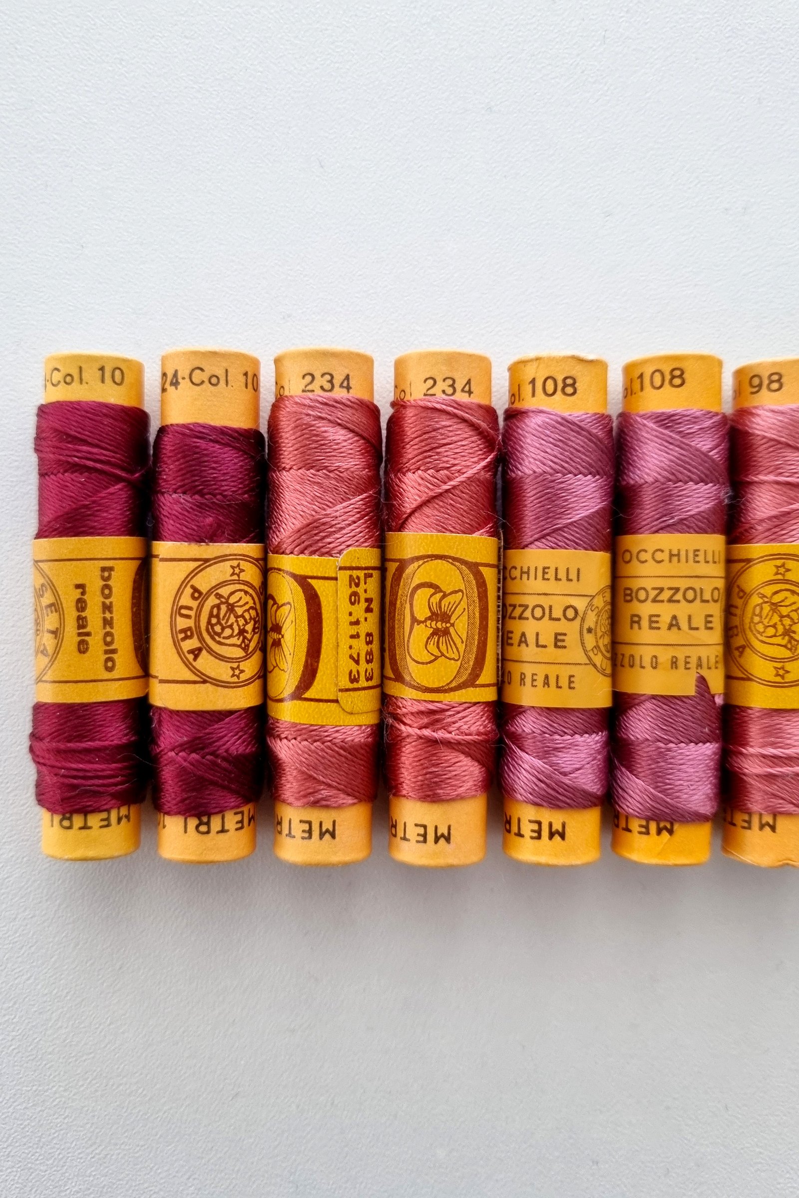 Bozzolo Reale & Tre Stelle – Vintage Silk Thread – Size 24 – 14 Antique Rose Spools - Image 2