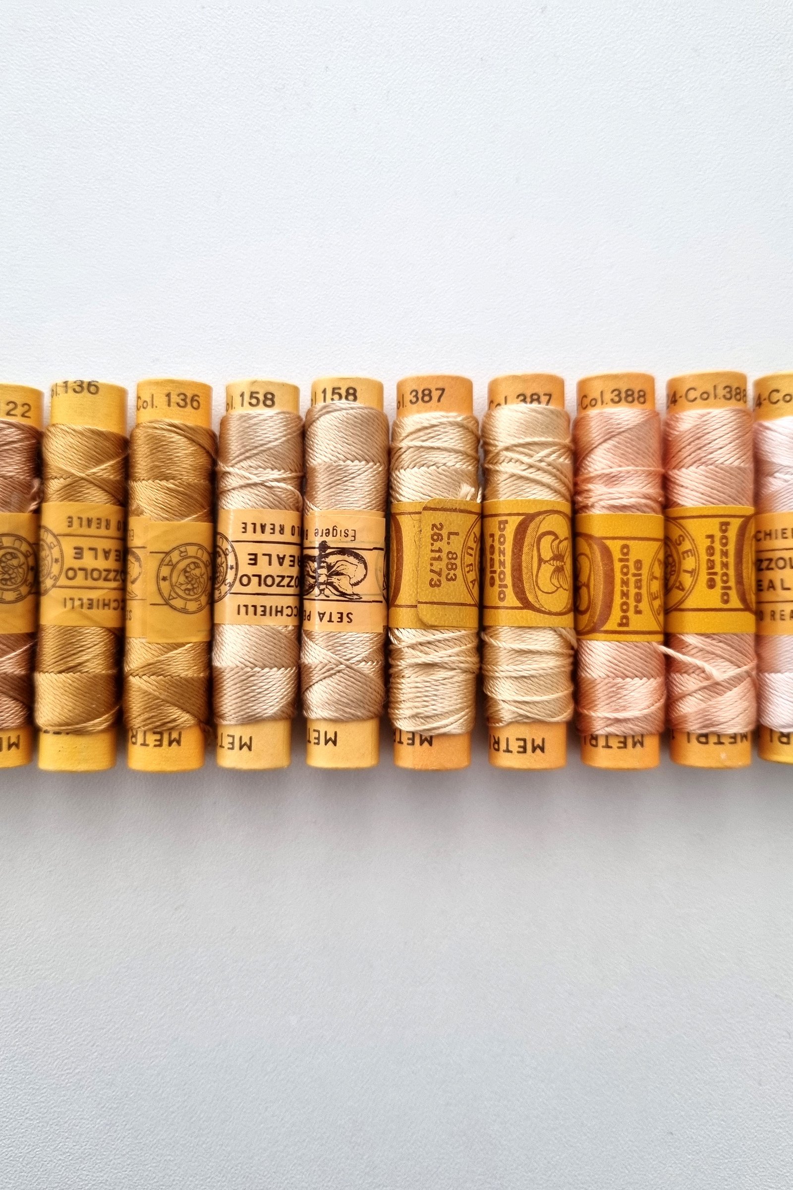 Bozzolo Reale & Tre Stelle – Silk Thread – Nude Hazelnut Set – 14 Spools - Image 3