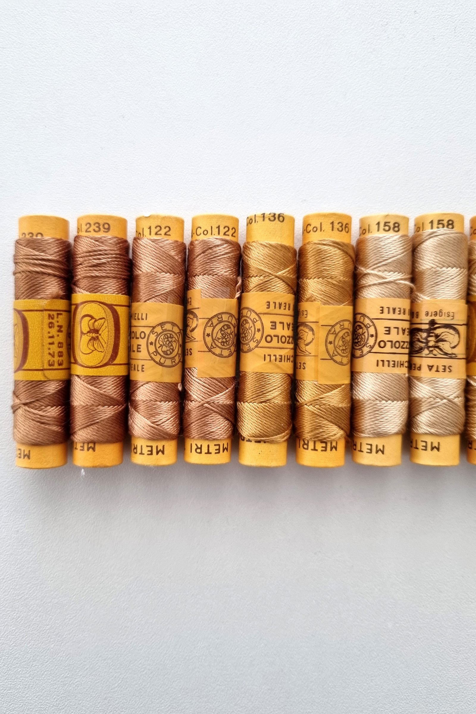 Bozzolo Reale & Tre Stelle – Silk Thread – Nude Hazelnut Set – 14 Spools - Image 2