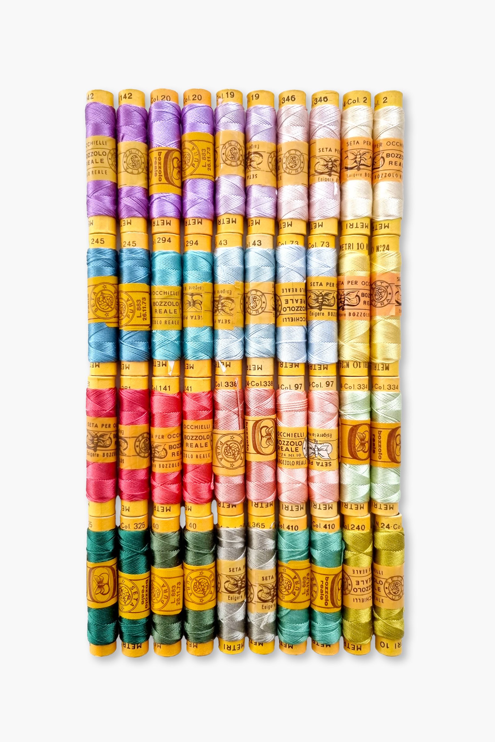 Bozzolo Reale & Tre Stelle – Silk Thread – Hortensia Flower Set – 40 Spools