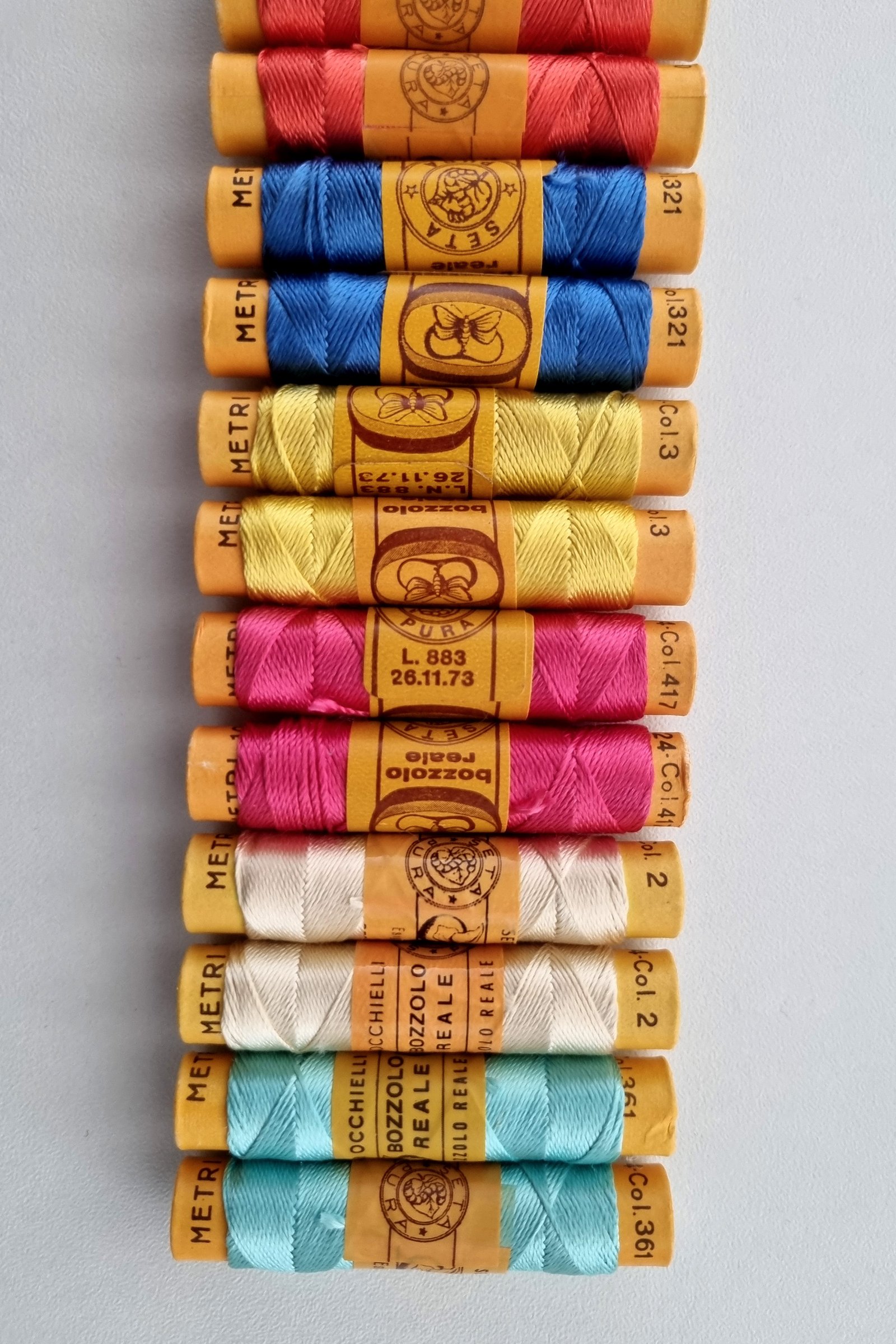 Bozzolo Reale & Tre Stelle – Vintage Silk Thread – Size 24 – 14 Summer Shades Spools - Image 11